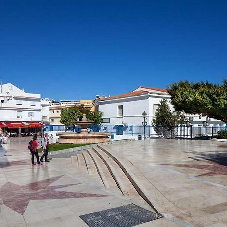 Cozy Apartment Near The Beach In La Carihuela B Torremolinos Exteriér fotografie